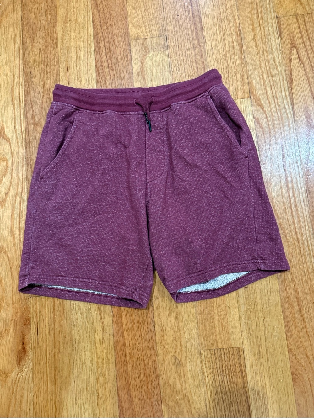 Patagonia Women’s Sweatshorts Maroon XS